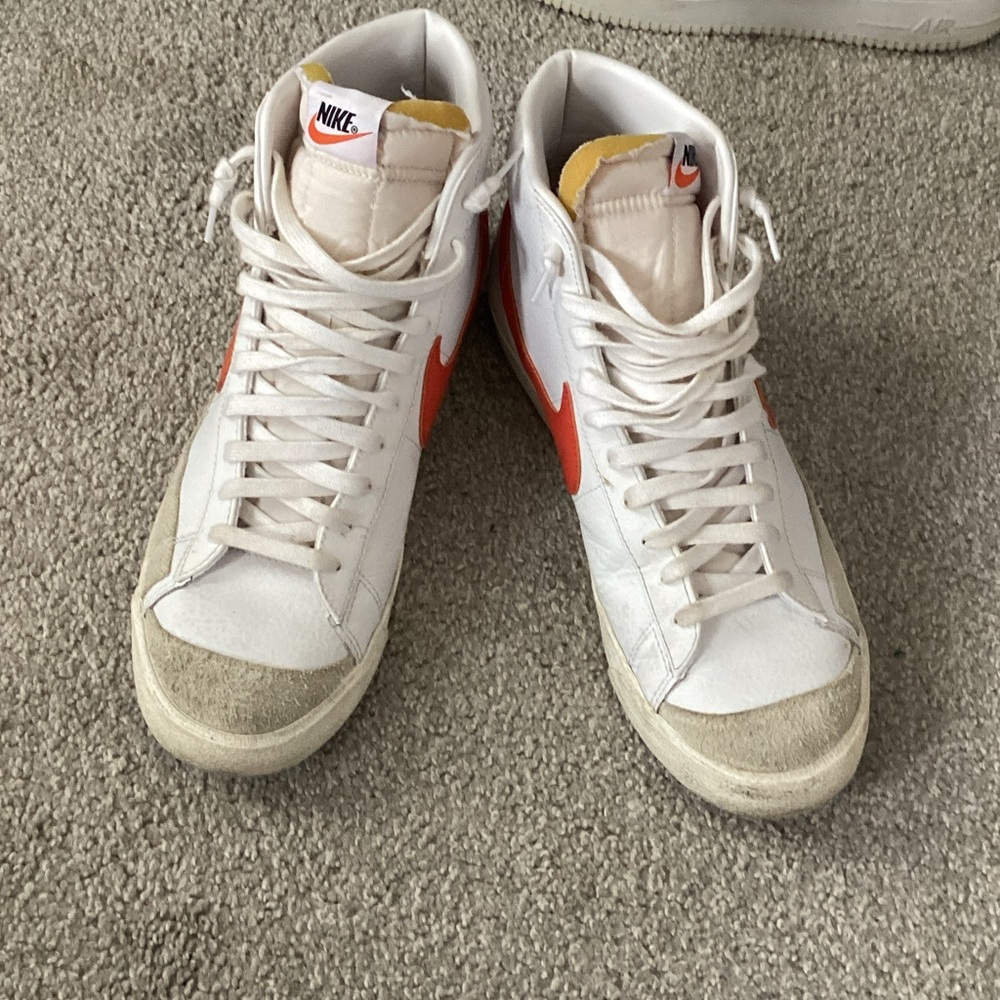 Nike Blazer White and Orange High-Tops sz 12